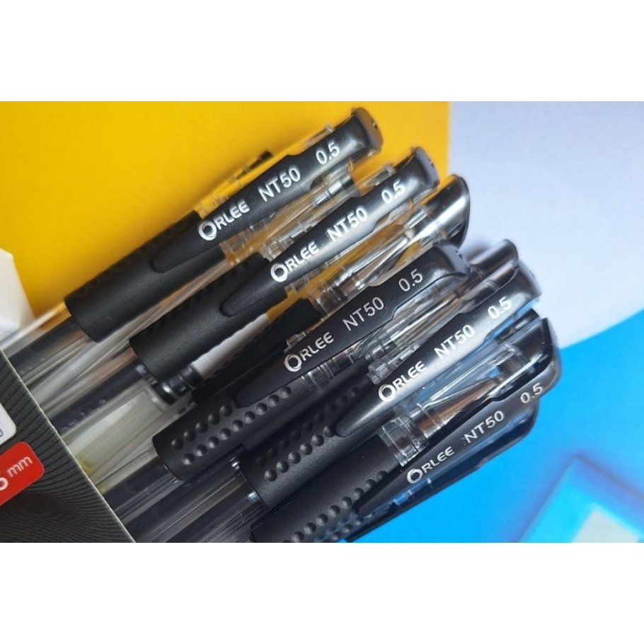 

BOLPOIN GEL ORLE WARNA HITAM 12PCS / PULPEN ORLE NT 50 / PEN GEL WARNA TAJAM