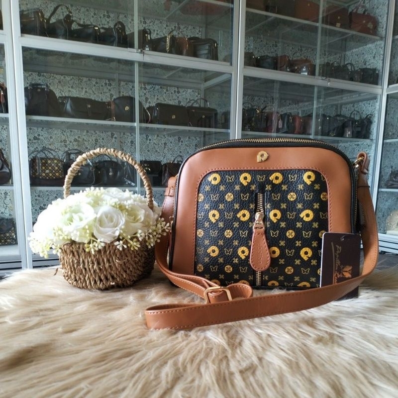 Tas papillon k3446 warna asem, hitam, maroon