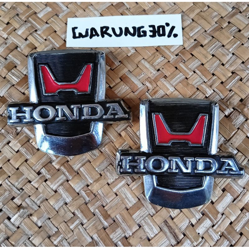 Emblem fender Honda Civic Deluxe 1set - Honda life imitasi lama Nos 2pc