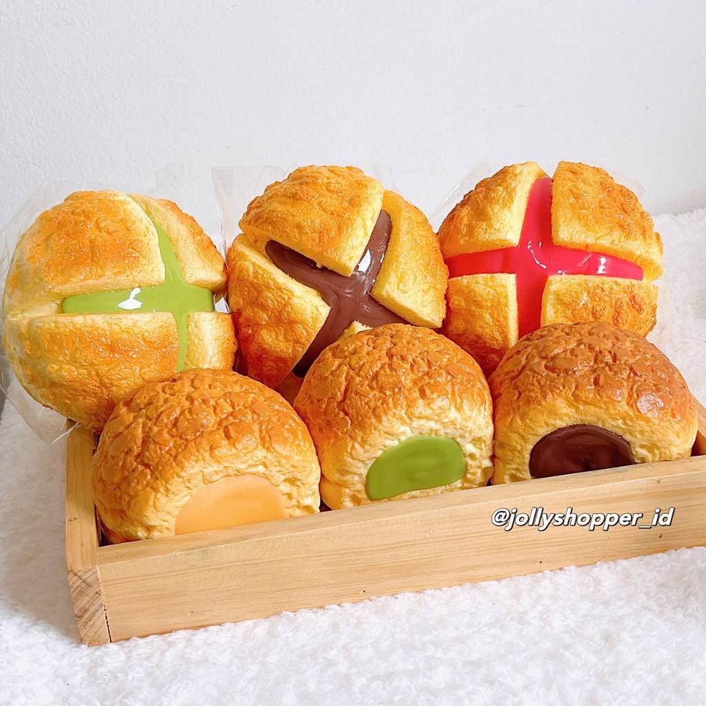 [READY STOCK] Custard Cross Bun Squishy / Cream Puff Squishy / BNIP Impor