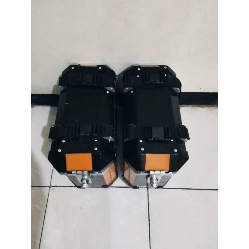 Side Box Pannier 22 liter merk (RYU ADV) box samping motor universal NO BREKET