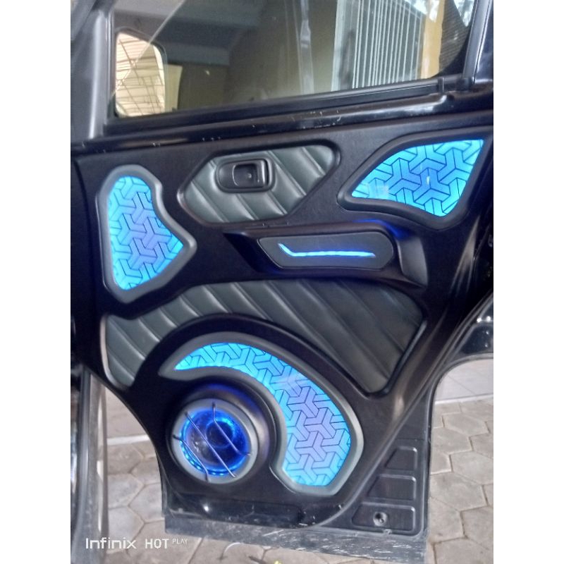 doortrim custom grandmax