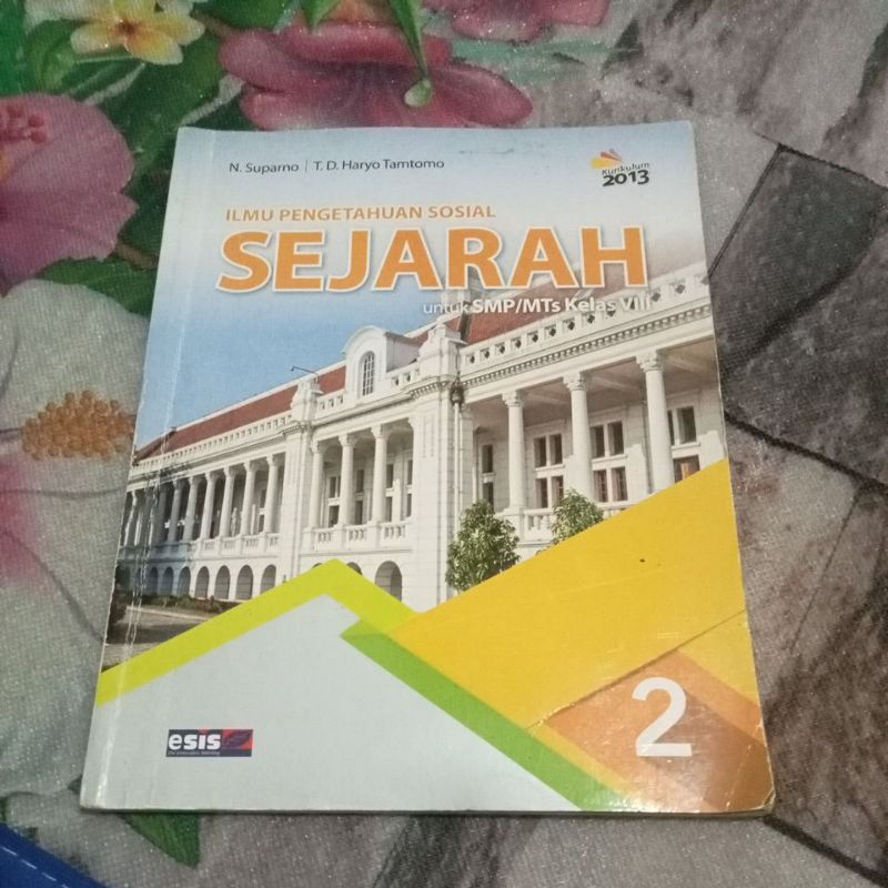 BUKU ORI IPS SEJARAH KELAS 2 SMP PENERBIT ESIS