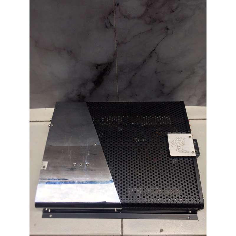 monoblok ma audio HK2000