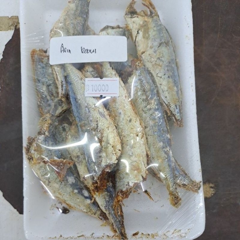 

IKAN ASIN REBUS TANPA KELAPA