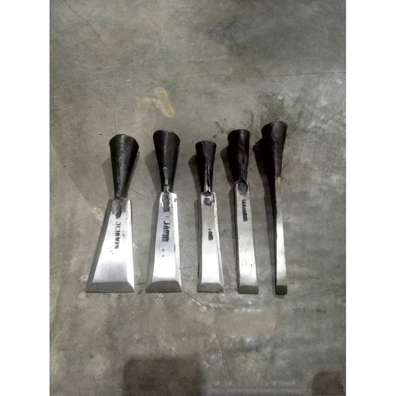 pahat tatah kayu 1 set ukuran 1,2,3,4,5 cm. merk djamin