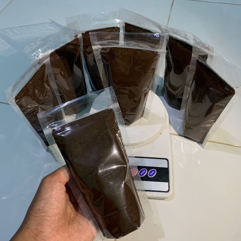 

Kopi Bubuk Asli Lampung / Kopi Bubuk Hitam Asli