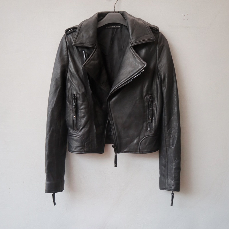 Balenciaga Jaket kulit asli cewek ramones Pl bekas preloved second leather jacket