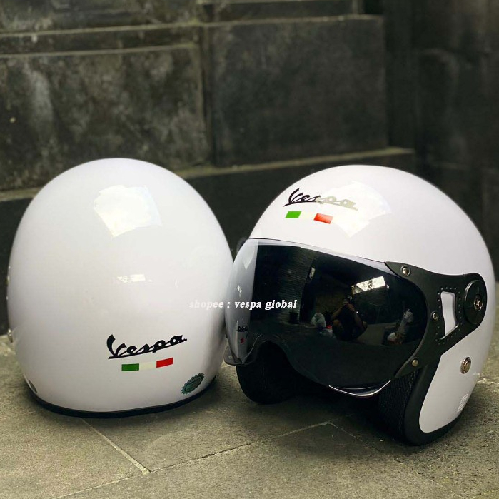 Helm Vespa Putih Xential White