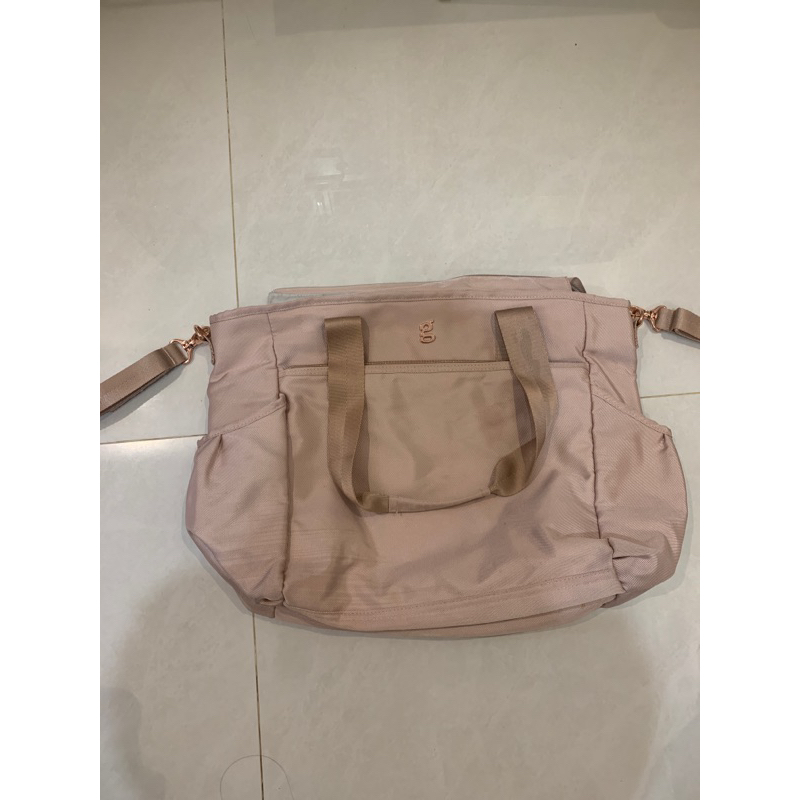 Giggles Textured Diaper Bag