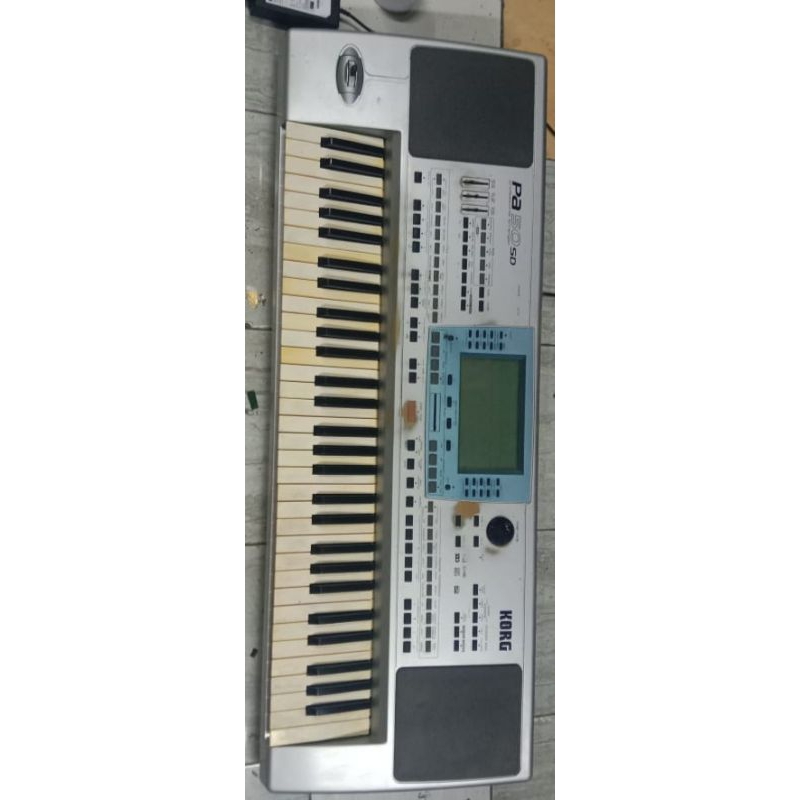 korg keyboard Pa50 bekas