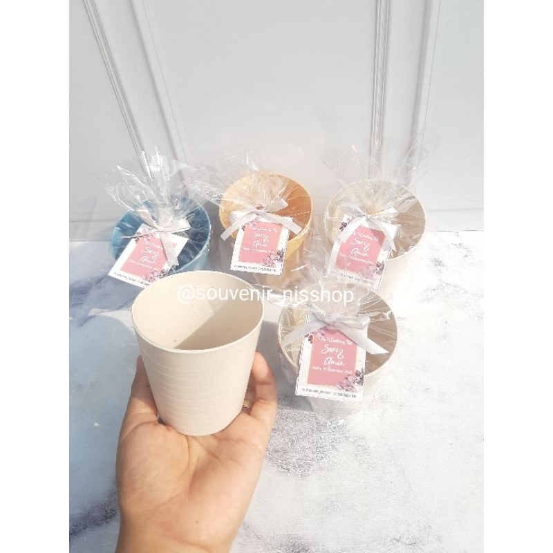Souvenir gelas plastik / souvenir wedding murah / souvenir nikah