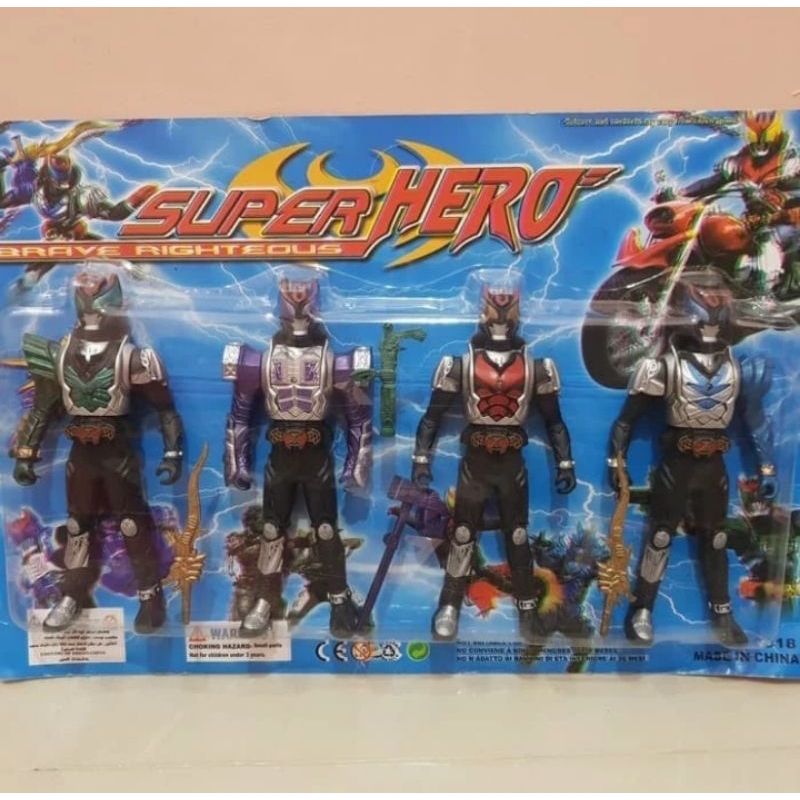 Mainan Robot Action Figure Superhero Satria Baja Hitam