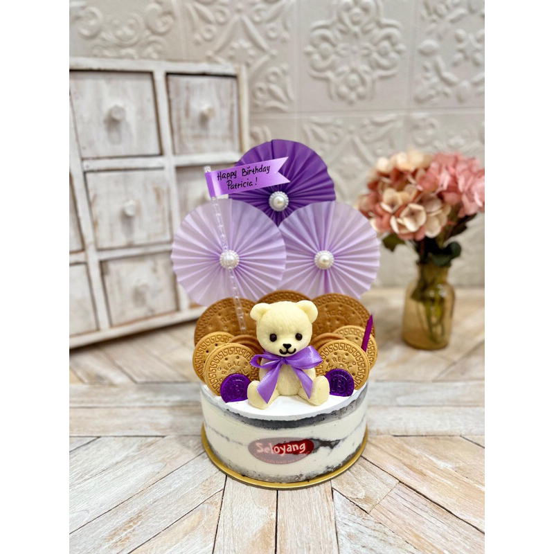

Ice Cream Cake Decoration Bear