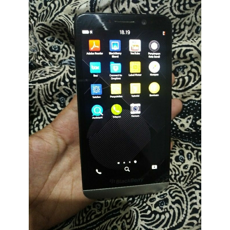 Blackberry z30