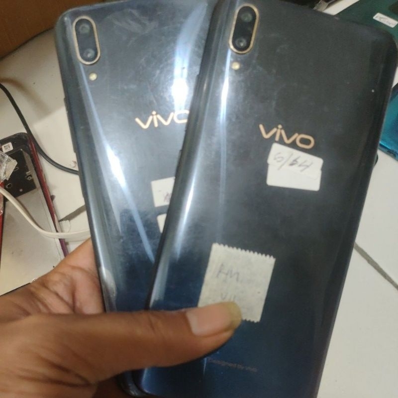 Vivo v11 vs v11 pro,ram 6/64  minus lcd baca deskripsi