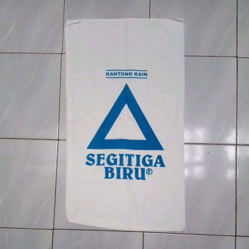 Karung kain segitiga biru terlaris