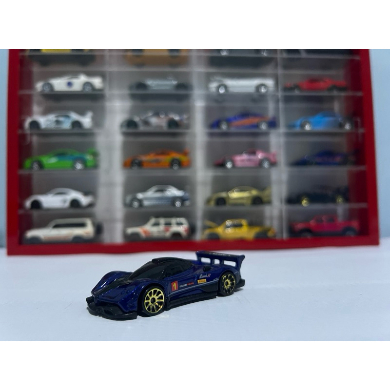 hotwheels pagani zonda r