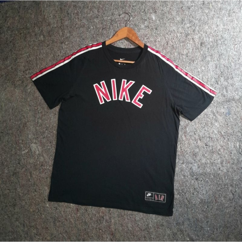 NIKE SPORT ROUND NECK LOGO TSHIRT