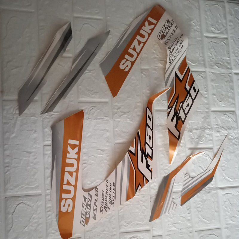 STRIPING SAYAP PUTIH SATRIA FU FACELIFT