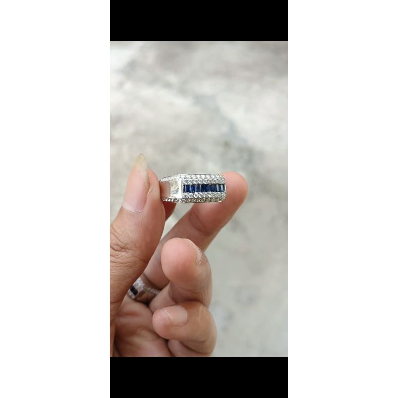 Stmple blue sapphire ring perak