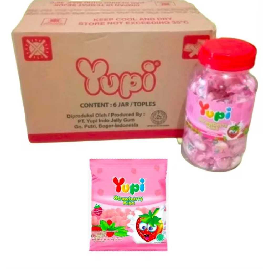 

Yupi Strawberry Kiss Toples Dan Sak Fruity Puff Jelly Stroberi Murah