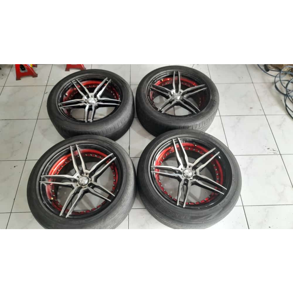 VELG MOBIL BEKAS VOSSEN R18 X8 PCD5X114 BP +BAN 235 50 R18