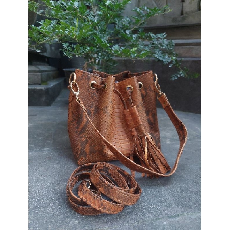 TAS KULIT ASLI/ TAS KULIT ASLI MODEL SERUT