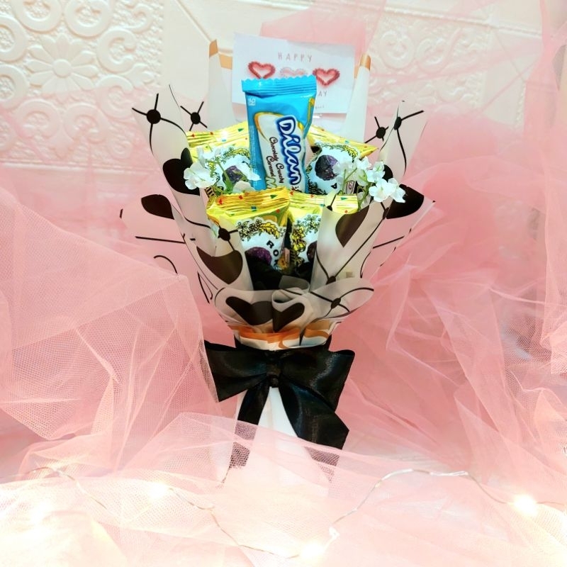 

Snack Buket / Snack Bouquet / Hadiah Valentine / Kado Valentine / Valentine Gift