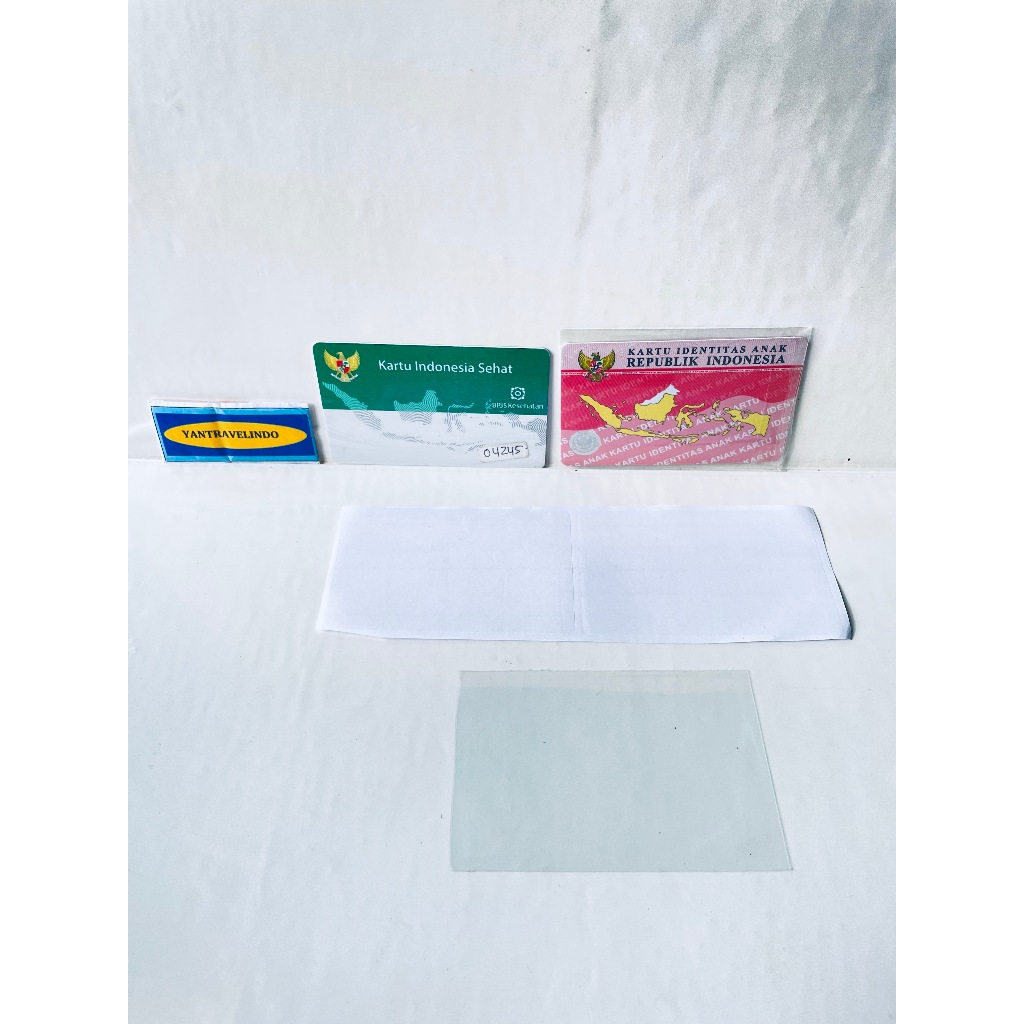 

SATU SET PELINDUNG KARTU STICKER INDENTITAS DAN PLASTIK BENING KTP BPJS KIA SIMTEBAL GLOSSY BENING