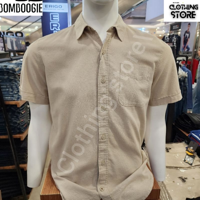 BOMBBOOGIE ORIGINAL kemeja pria lengan pendek cream 22885B5CM