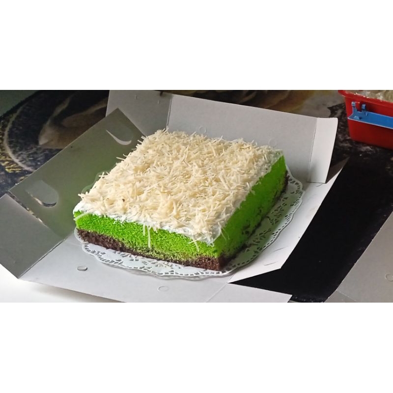 

Bronis pandan coklat.