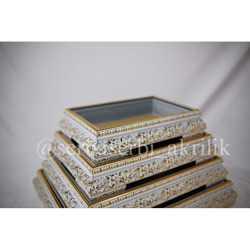Frame kotak hantaran/ seserahan 1 set isi 4box (box fiber tanpa akrilik/mika) Silver Gold