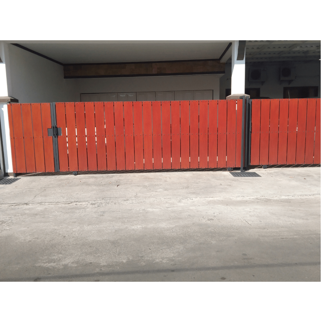 Pagar conwood minimalis / pagar rumah geser dan lipat