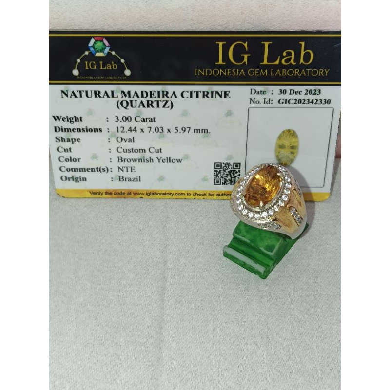 Natural Madeira Citrine