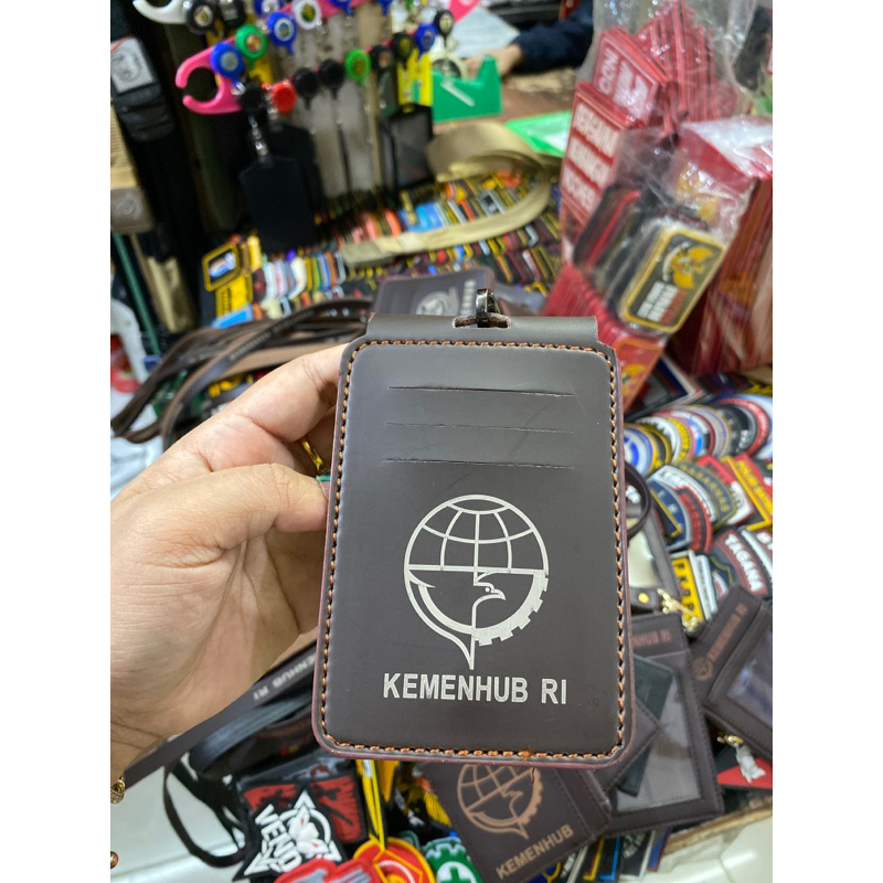 

TEMPAT KARTU ID CARD KALUNG ID CARD KEMENHUB