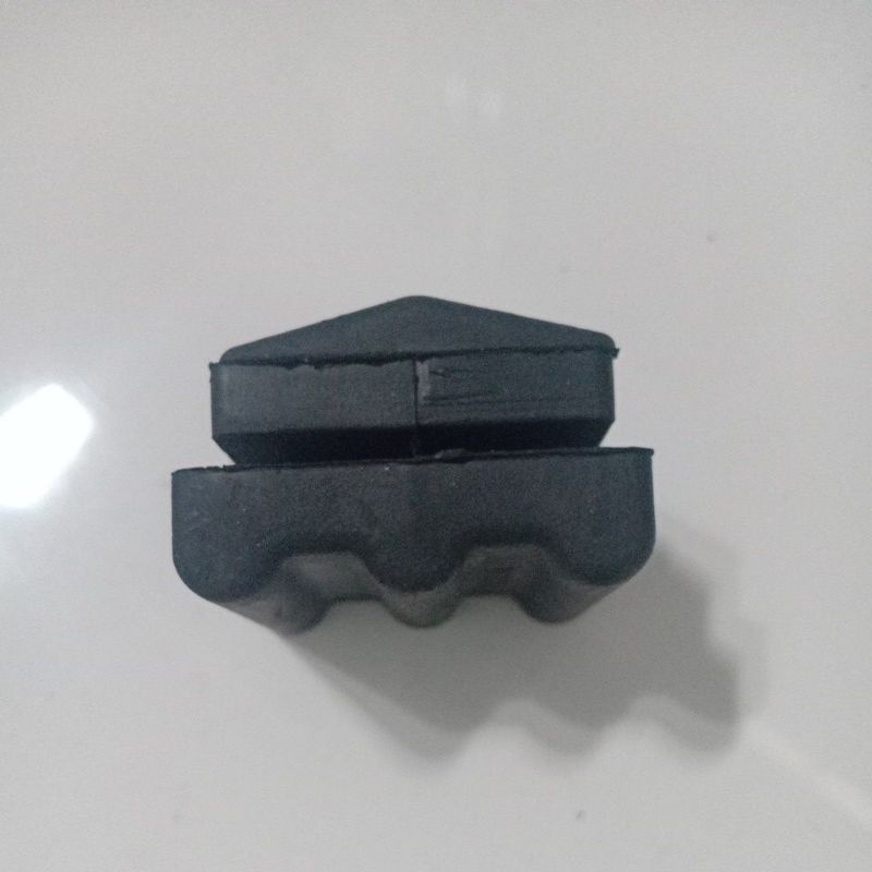 Rubber, Link Stopper  Karet Peredam Ganjal Mesin -- Beat - Scoopy - Vario