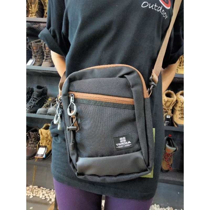 TAS SELEMPANG TANDEM OLIVER