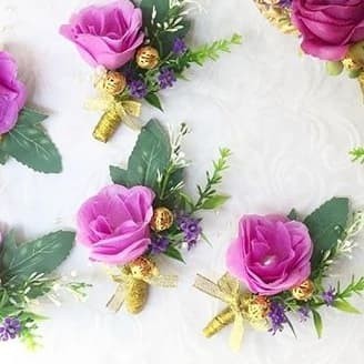 corsage panitia keluarga wedding organizer bunga jas ungu purple