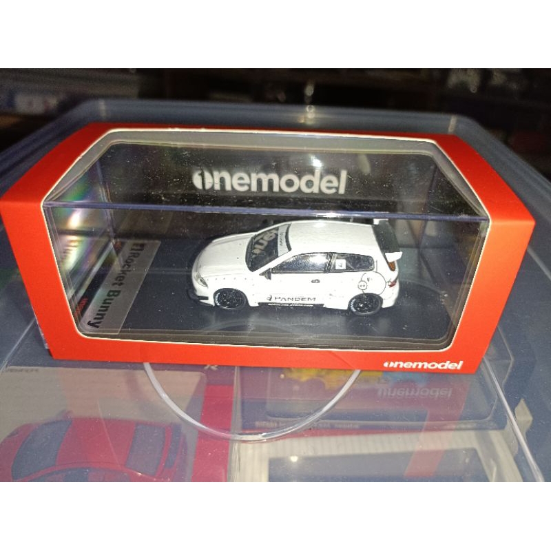 oneModel - Honda Civic pandem white