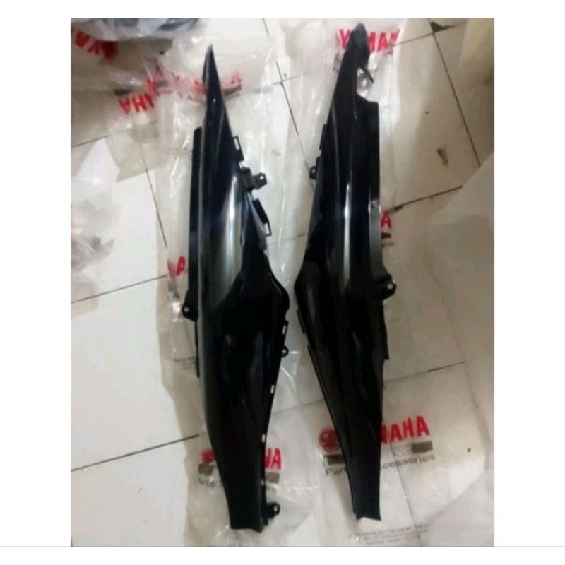 BODY BELAKANG JUPITER Z1 HITAM SEPASANG