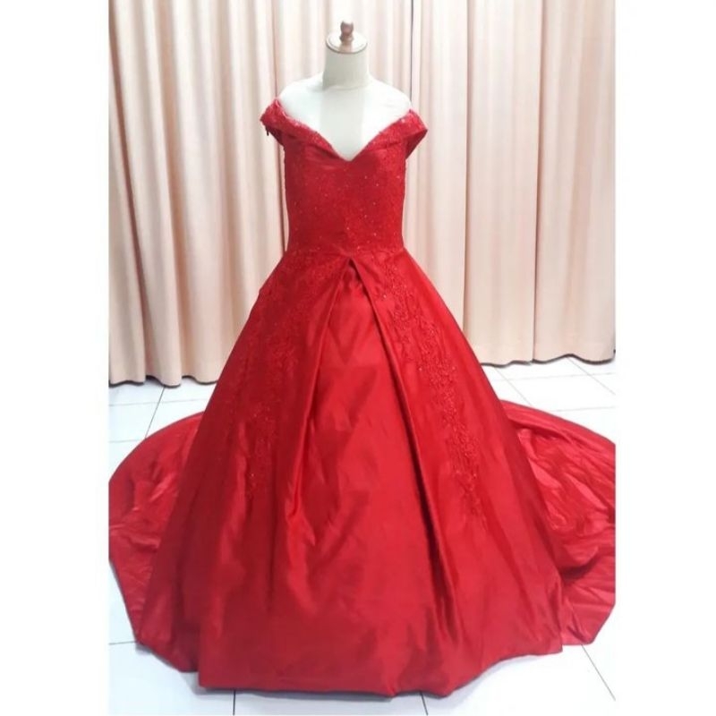 RED OFF-SHOULDER BALL GOWN Preloved Gaun Prewedding