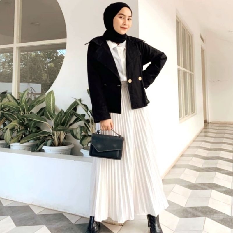 ROK PUTIH BW BERFURING PLISKET PREMIUM/ROK PLISKET PUTIH PREMIUM FURING