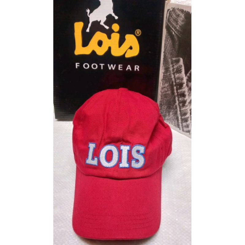 Topi Lois