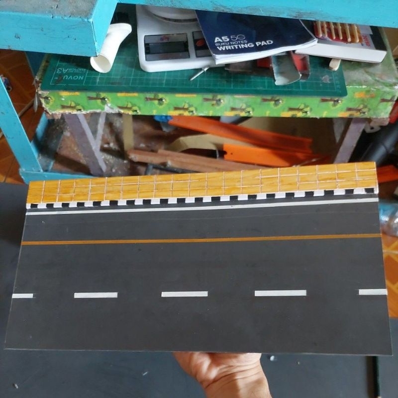 diorama jalan diecast/hotwheels 1:64