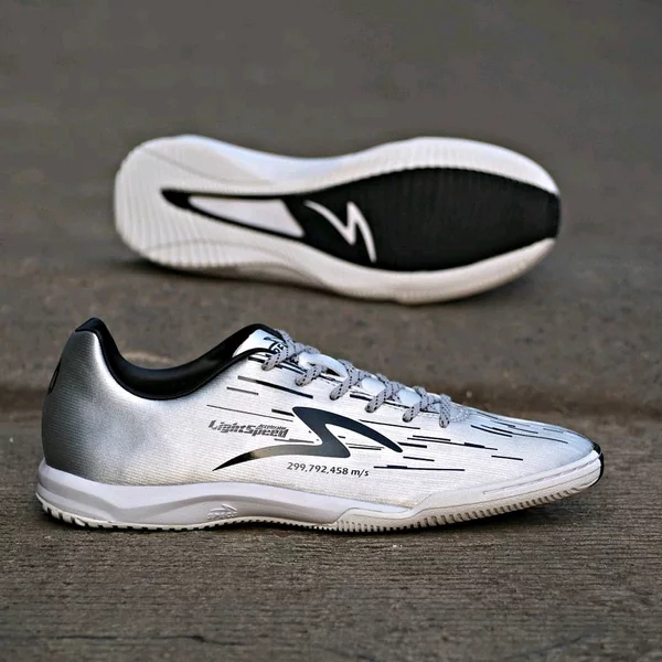 SEPATU FUTSAL SPECS LIGHTSPEED REBORN/SILVER//PRIA WANITA//UNISEX