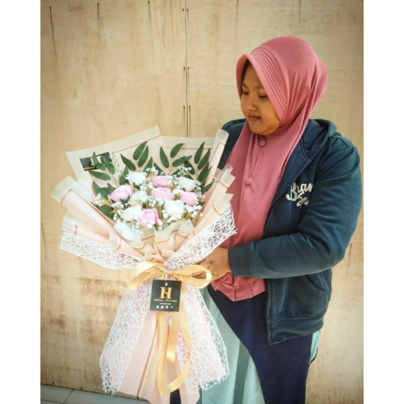 BUKET BUNGA / BUKET / BUKET MURAH / BUKET BUNGA MURAH / BUKET WISUDA / BUKET WISUDA MURAH