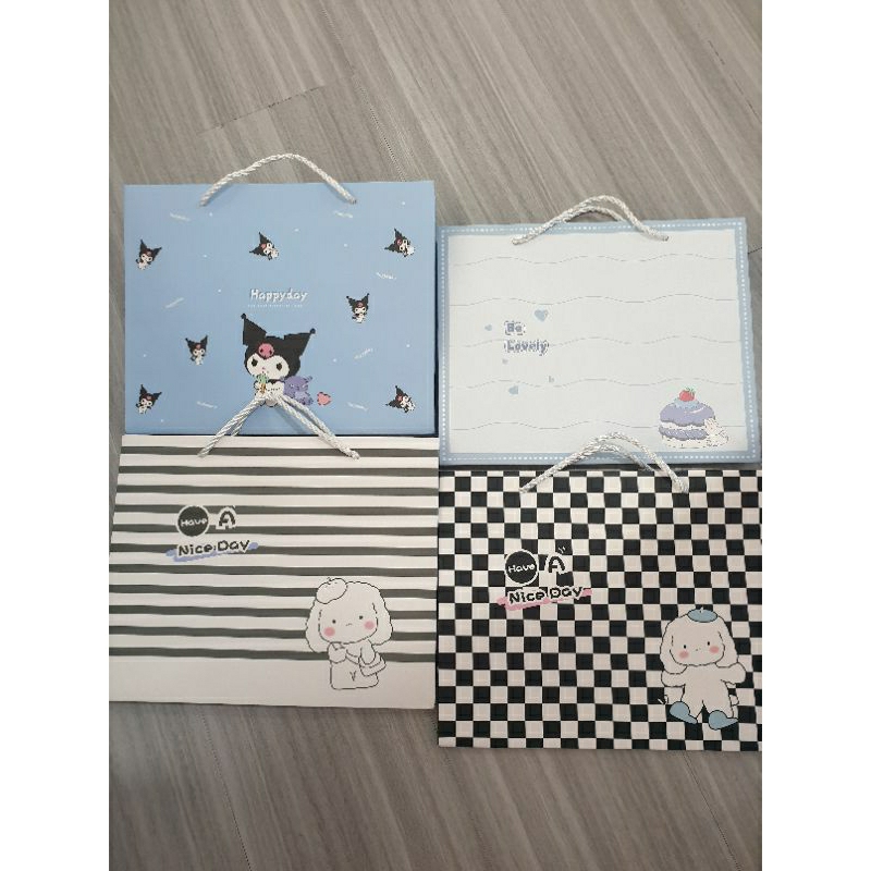 

paper bag kuromi/paper bag kartun lucu/paper bag garis