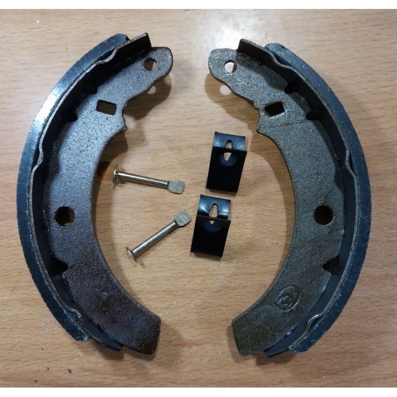 KAMPAS REM BAJAJ RODA TIGA 4TAK BAJAJ RODA TIGA RE175 , RE205 , RE BUSI 2 RODA 3