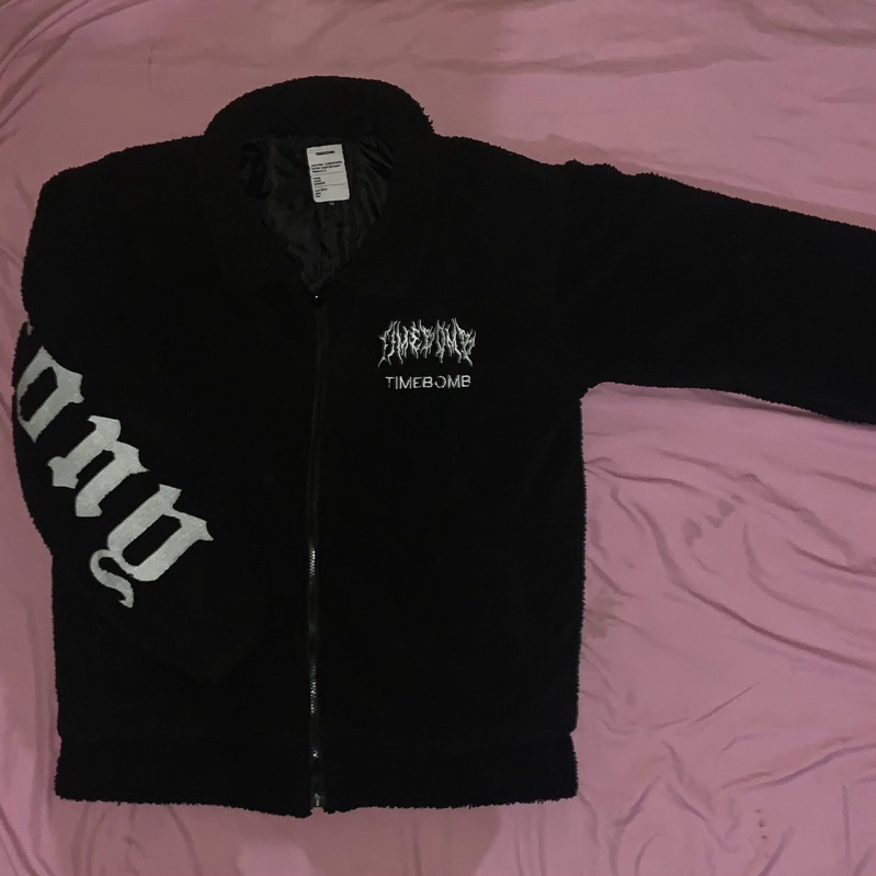 Sherpa jacket,brand TIMEBOMB,second like new
